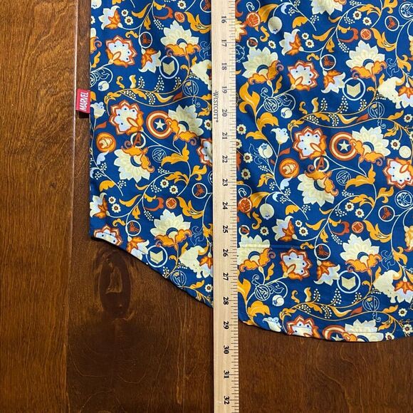 Disney Marvel Avengers Hawaiian Blue Button Front Shirt Cotton Mens Size Medium - Picture 8 of 8